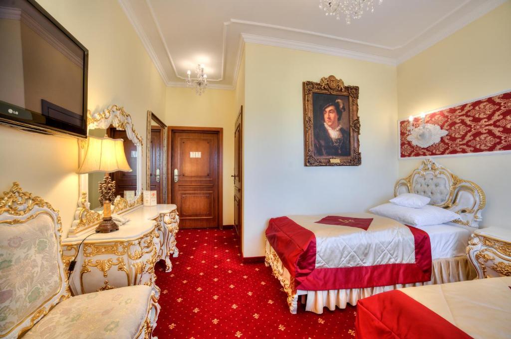 Hotel Krolewski Janów Lubelski Zimmer foto